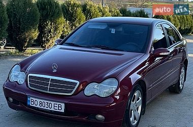Седан Mercedes-Benz C-Class 2000 в Черновцах