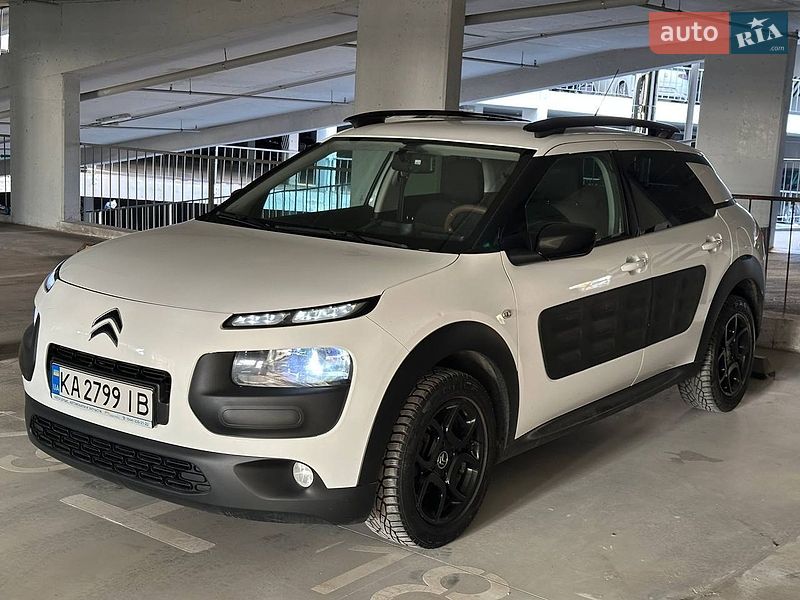 Внедорожник / Кроссовер Citroen C4 Cactus 2015 в Киеве