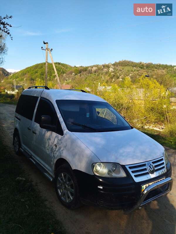 Минивэн Volkswagen Caddy 2004 в Тячеве