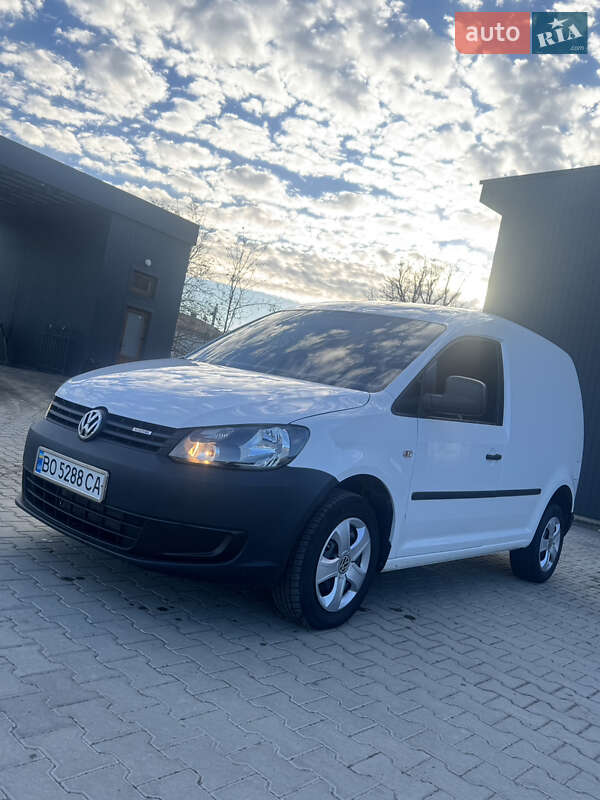 Вантажний фургон Volkswagen Caddy 2015 в Калуші Вантажний фургон Volkswagen Caddy 2015 в Калуші