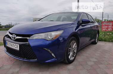 Седан Toyota Camry 2015 в Тернополе