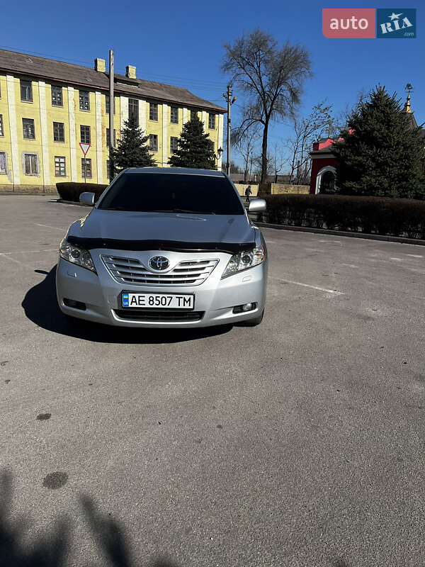 Седан Toyota Camry 2006 в Каменском