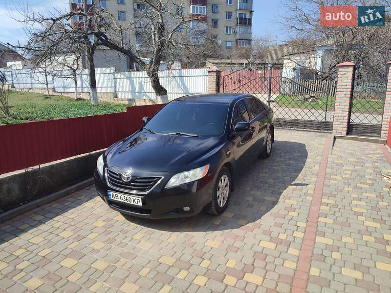 Седан Toyota Camry 2008 в Песчанке