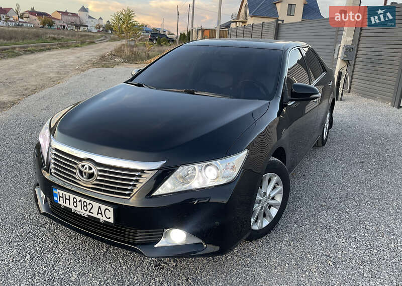 Седан Toyota Camry 2012 в Одессе Седан Toyota Camry 2012 в Одессе