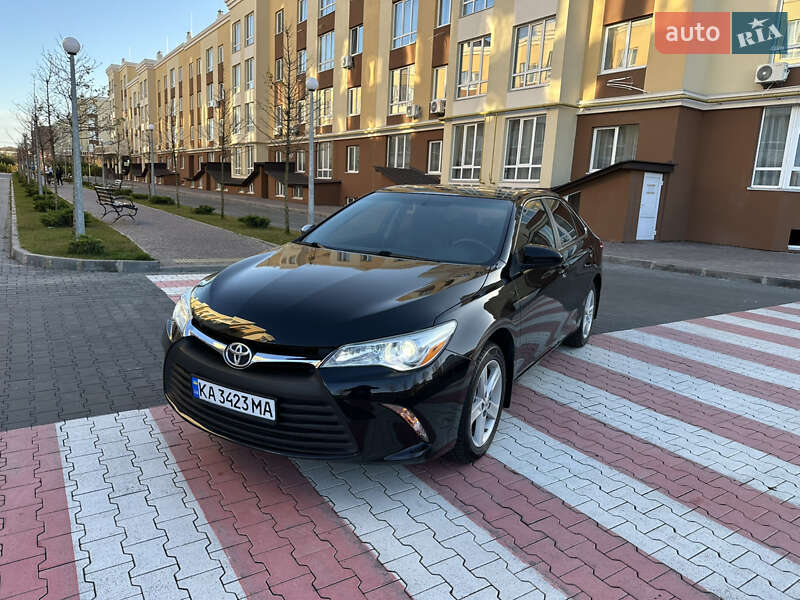 Седан Toyota Camry 2014 в Киеве Седан Toyota Camry 2014 в Киеве