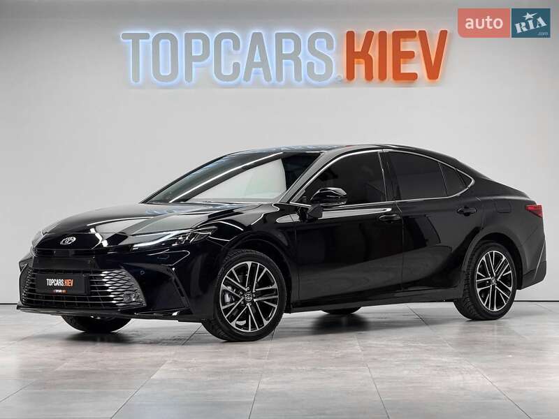 Седан Toyota Camry 2025 в Киеве Седан Toyota Camry 2025 в Киеве