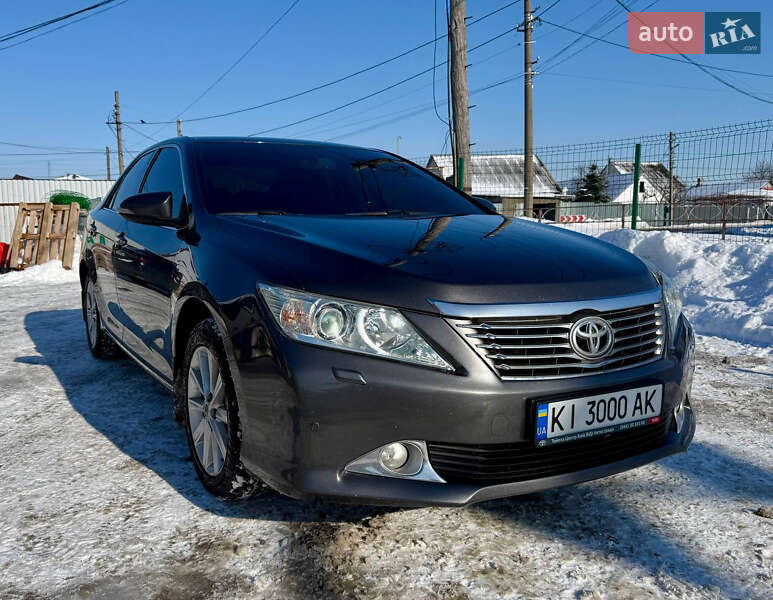 Седан Toyota Camry 2012 в Белой Церкви