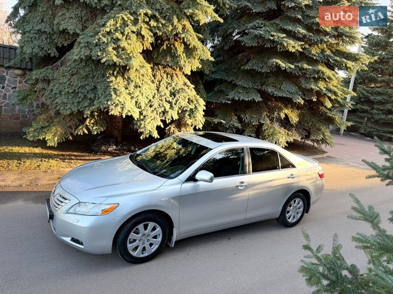Седан Toyota Camry 2007 в Киеве