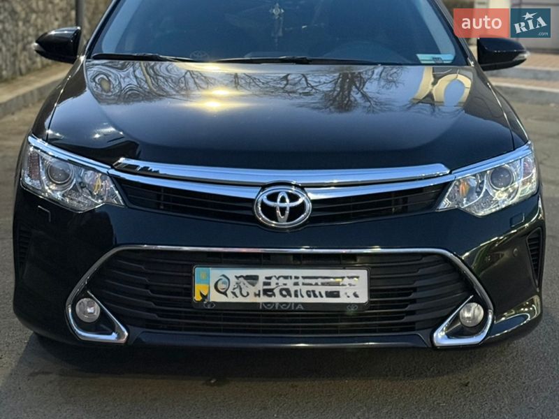 Седан Toyota Camry 2017 в Киеве Седан Toyota Camry 2017 в Киеве