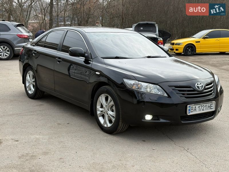 Седан Toyota Camry 2006 в Кропивницком Седан Toyota Camry 2006 в Кропивницком