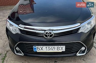 Седан Toyota Camry 2016 в Деражне