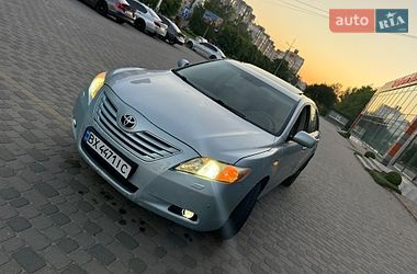 Седан Toyota Camry 2007 в Хмельницком