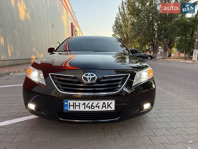 Седан Toyota Camry 2006 в Одессе
