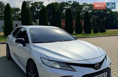 Седан Toyota Camry 2021 в Одессе