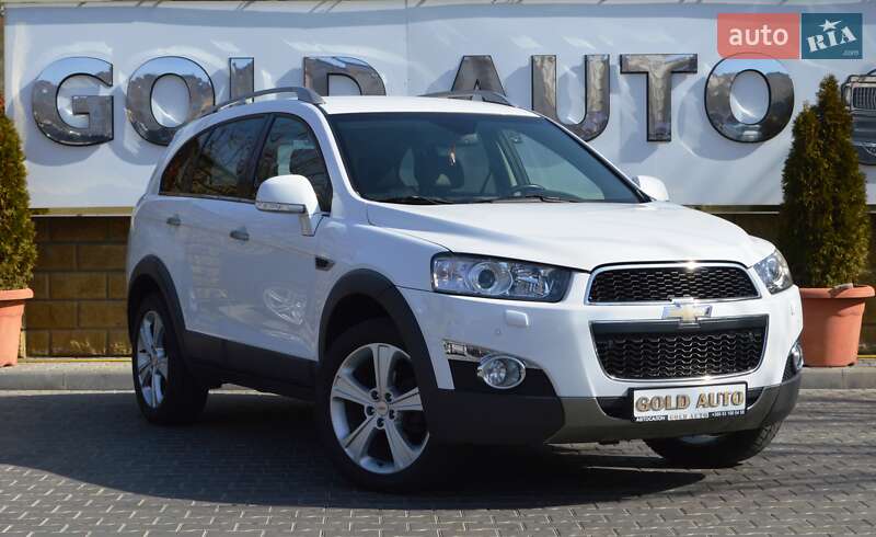 Позашляховик / Кросовер Chevrolet Captiva 2012 в Одесі