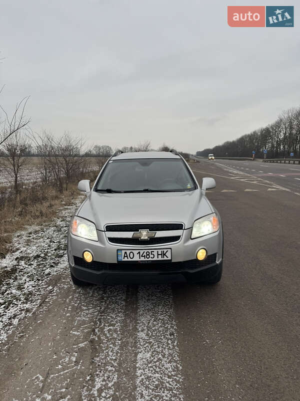 Внедорожник / Кроссовер Chevrolet Captiva 2009 в Днепре