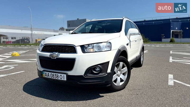 Внедорожник / Кроссовер Chevrolet Captiva 2012 в Киеве