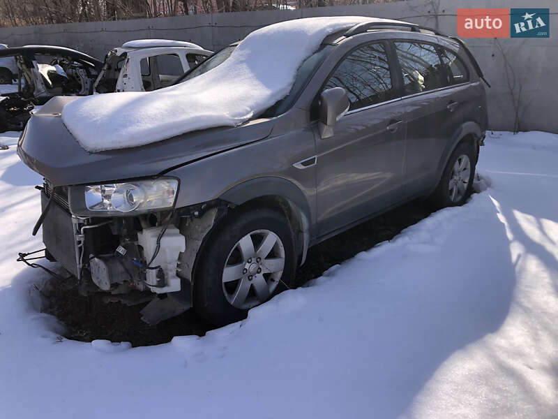 Внедорожник / Кроссовер Chevrolet Captiva 2014 в Киеве