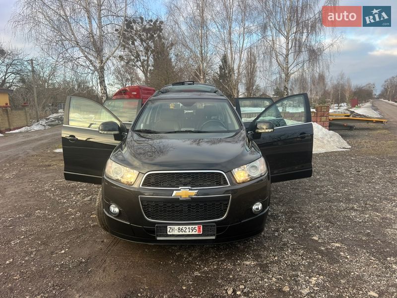 Внедорожник / Кроссовер Chevrolet Captiva 2012 в Луцке