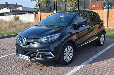 Позашляховик / Кросовер Renault Captur 2015 в Дніпрі