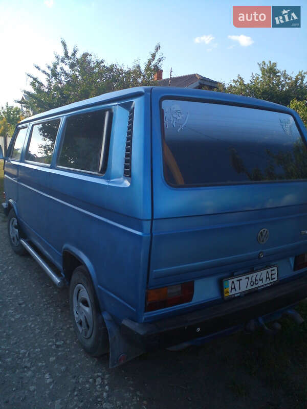 Минивэн Volkswagen Caravelle 1988 в Городенке