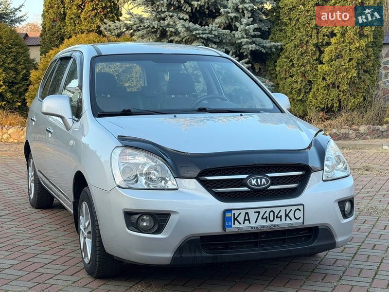 Минивэн Kia Carens 2008 в Прилуках