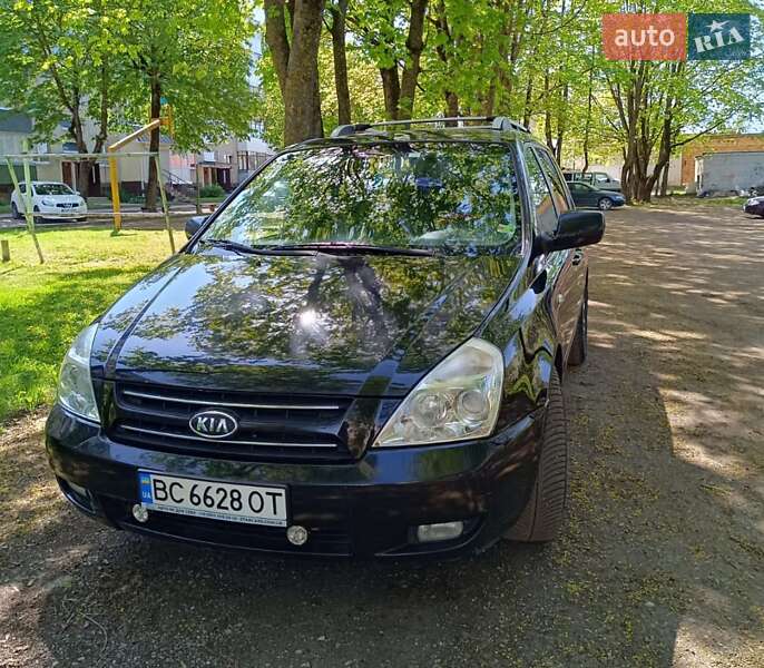 Минивэн Kia Carnival 2006 в Александрие Минивэн Kia Carnival 2006 в Александрие