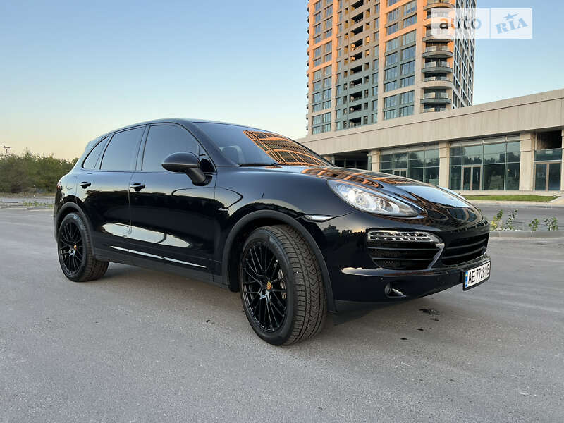 Внедорожник / Кроссовер Porsche Cayenne 2013 в Днепре