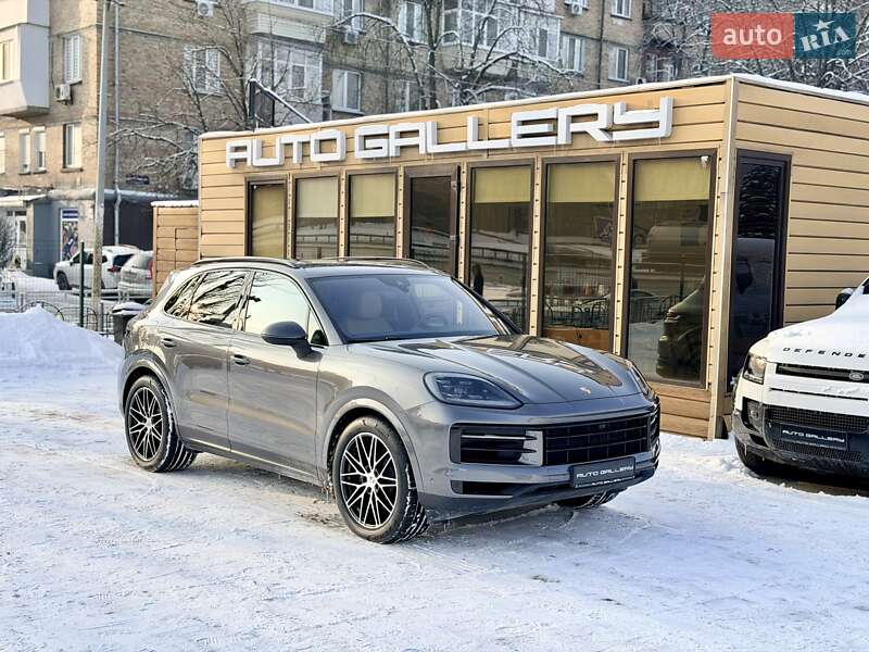 Внедорожник / Кроссовер Porsche Cayenne 2024 в Киеве