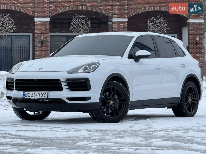 Внедорожник / Кроссовер Porsche Cayenne 2018 в Киеве
