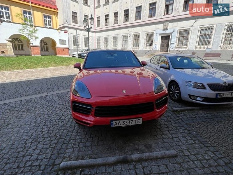 Позашляховик / Кросовер Porsche Cayenne 2020 в Києві