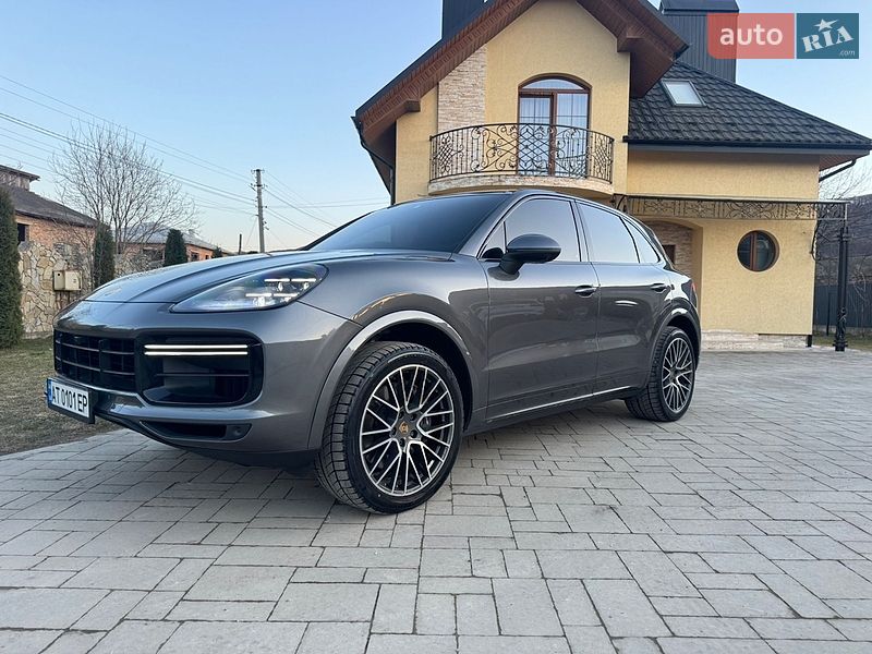 Внедорожник / Кроссовер Porsche Cayenne 2021 в Ивано-Франковске