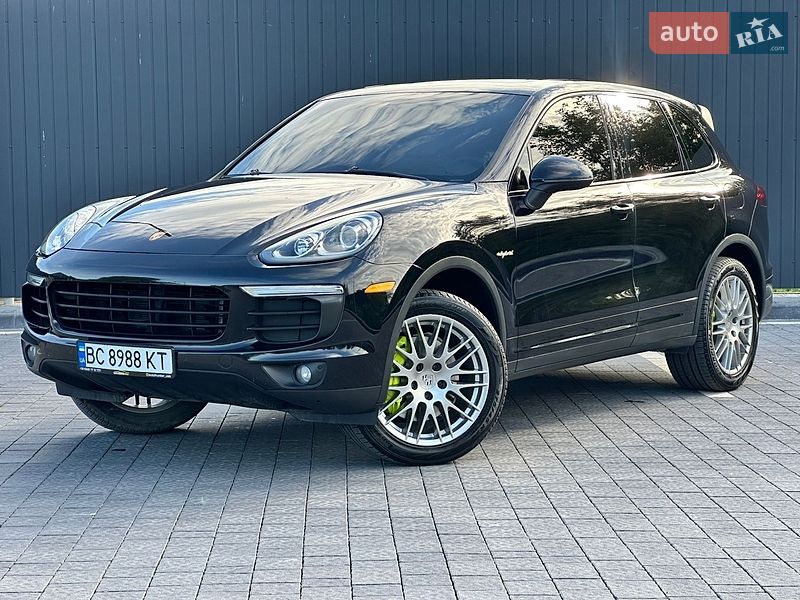 Внедорожник / Кроссовер Porsche Cayenne 2017 в Самборе