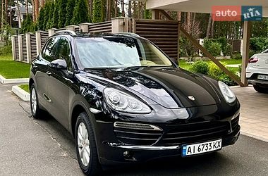 Позашляховик / Кросовер Porsche Cayenne 2014 в Києві