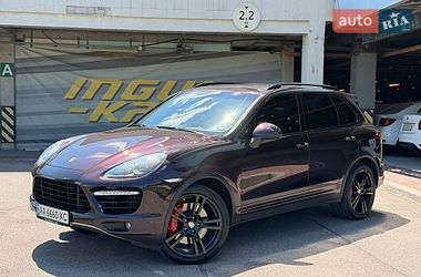 Позашляховик / Кросовер Porsche Cayenne 2011 в Києві