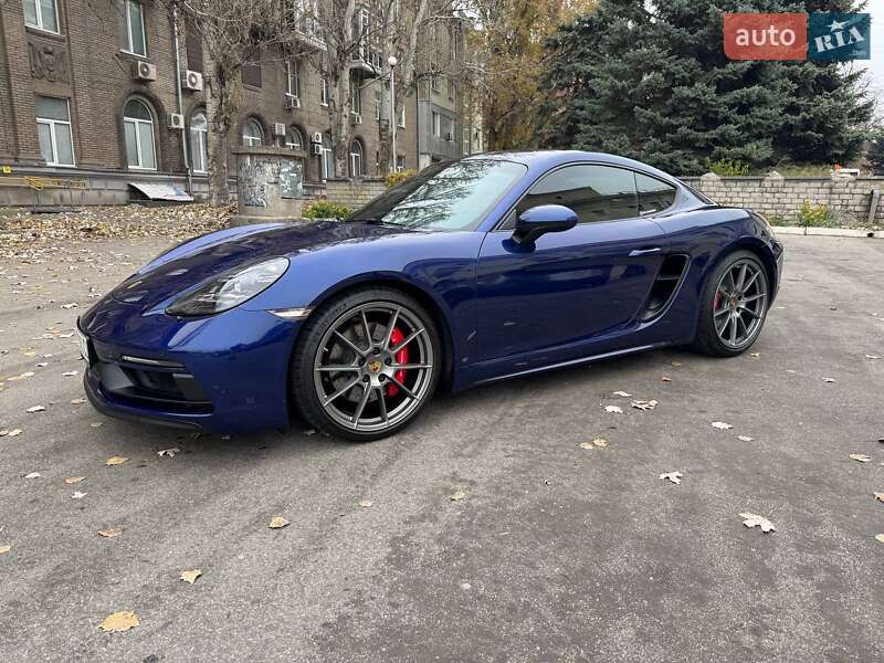 Купе Porsche Cayman 2022 в Запорожье
