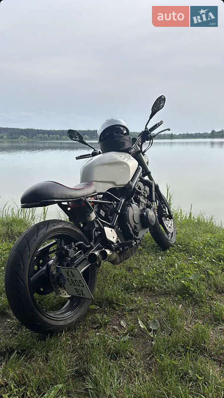 Кафе рейсер Honda CB-1 1990 в Киеве