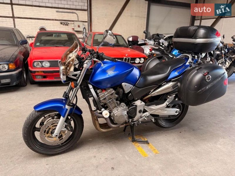Мотоцикл Без обтекателей (Naked bike) Honda CB 900F Hornet 2004 в Чернигове