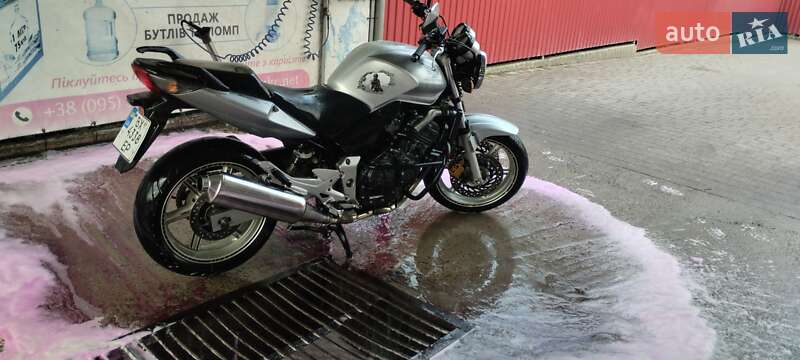 Мотоцикл Без обтекателей (Naked bike) Honda CBF 600 2006 в Бродах Мотоцикл Без обтекателей (Naked bike) Honda CBF 600 2006 в Бродах