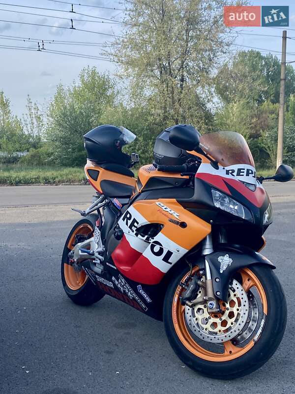 Спортбайк Honda CBR 1000RR 2005 в Кривом Роге