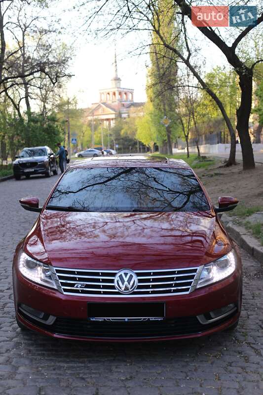 Купе Volkswagen CC / Passat CC 2014 в Николаеве