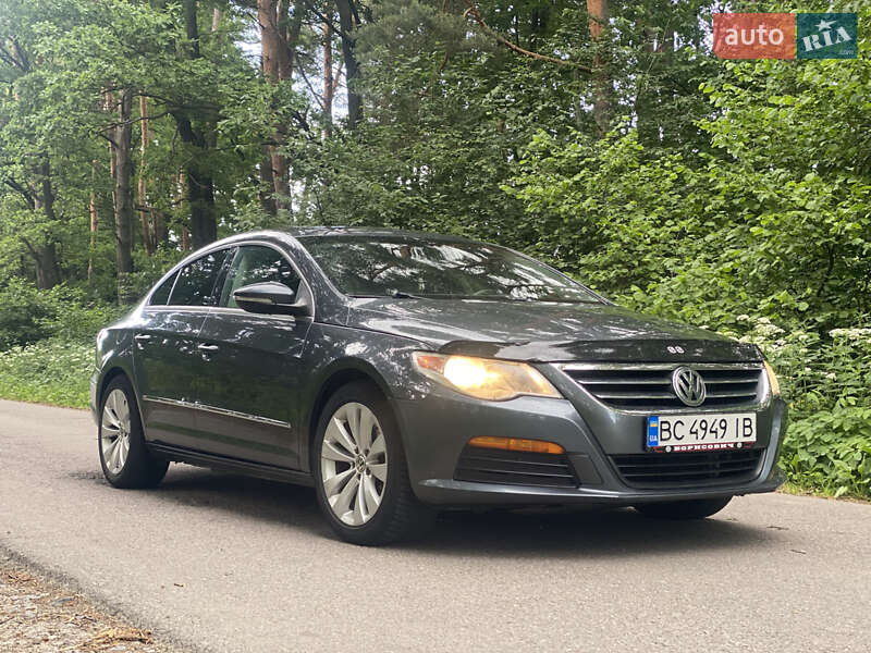 Купе Volkswagen CC / Passat CC 2010 в Львові