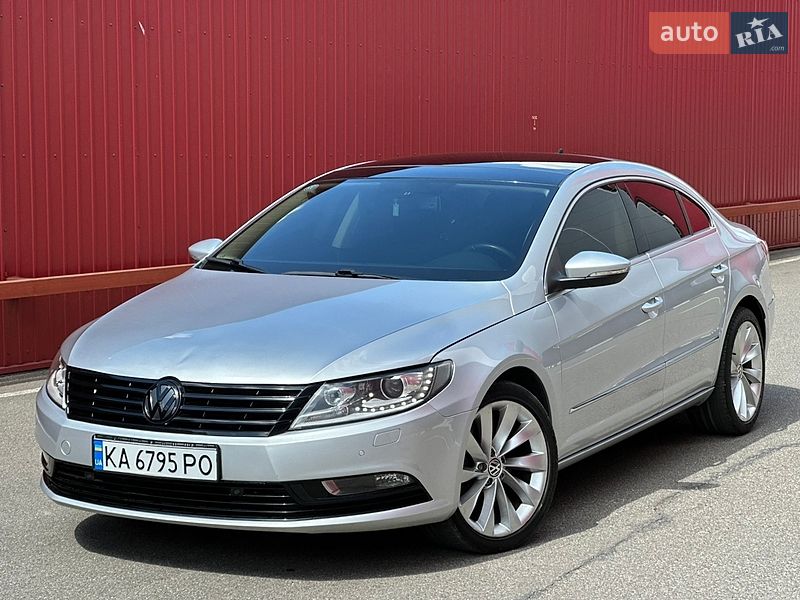 Купе Volkswagen CC / Passat CC 2012 в Києві