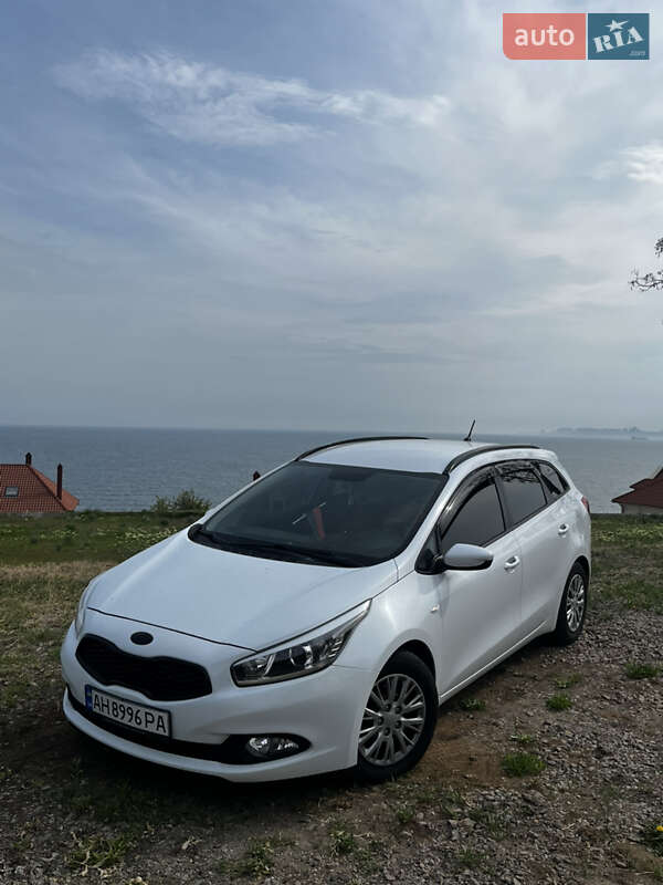 Универсал Kia Ceed 2013 в Одессе