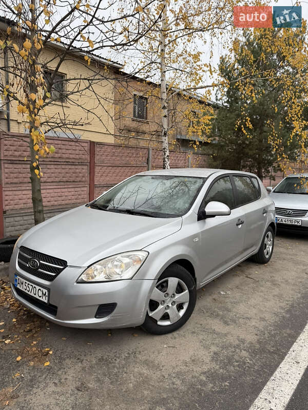 Хэтчбек Kia Ceed 2007 в Киеве Хэтчбек Kia Ceed 2007 в Киеве
