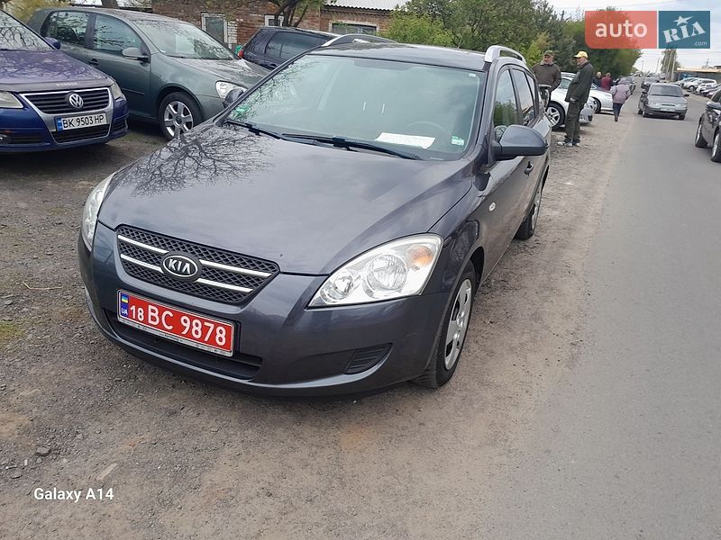 Универсал Kia Ceed 2008 в Луцке