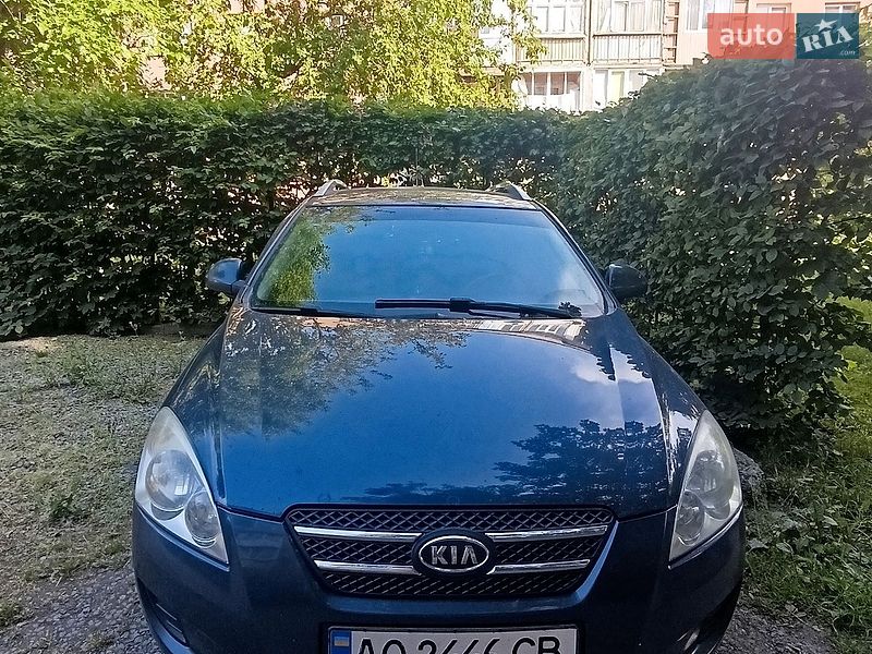 Универсал Kia Ceed 2008 в Ужгороде