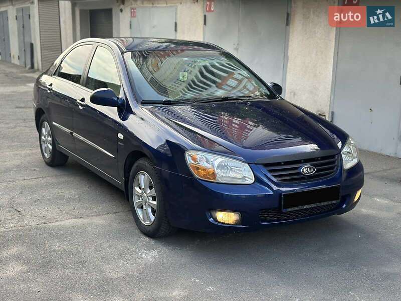 Седан Kia Cerato 2007 в Николаеве