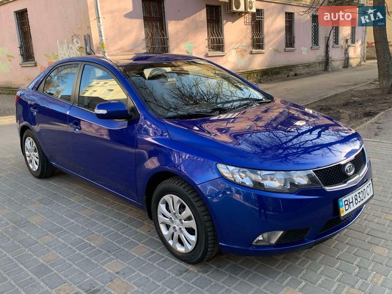 Хэтчбек Kia Cerato 2010 в Одессе Хэтчбек Kia Cerato 2010 в Одессе