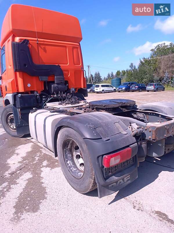 Тягач DAF CF 2015 в Ровно